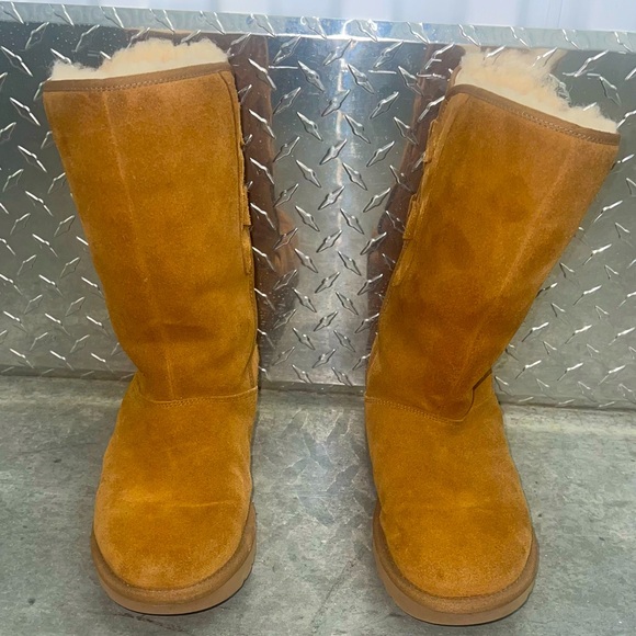 Tan Suede Boots - Picture 1 of 3